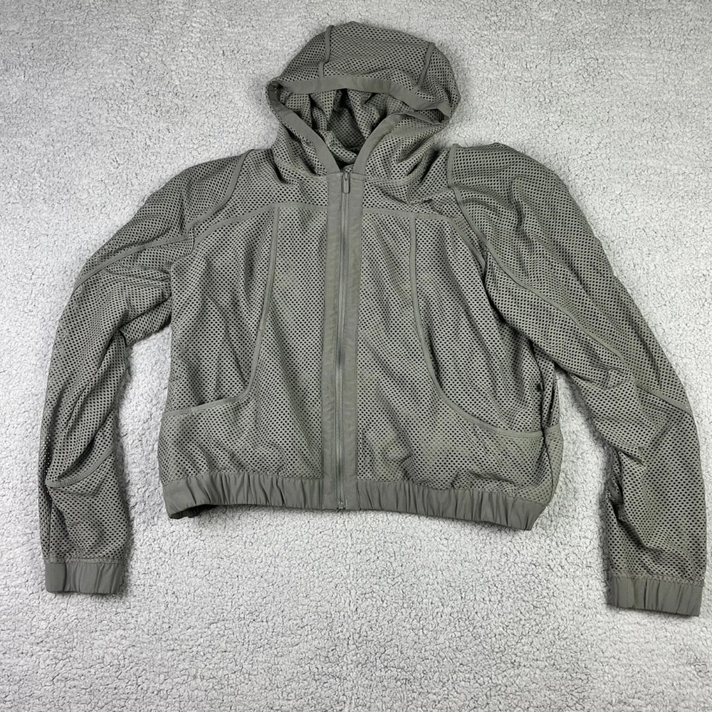 Lululemon jacket great condition.